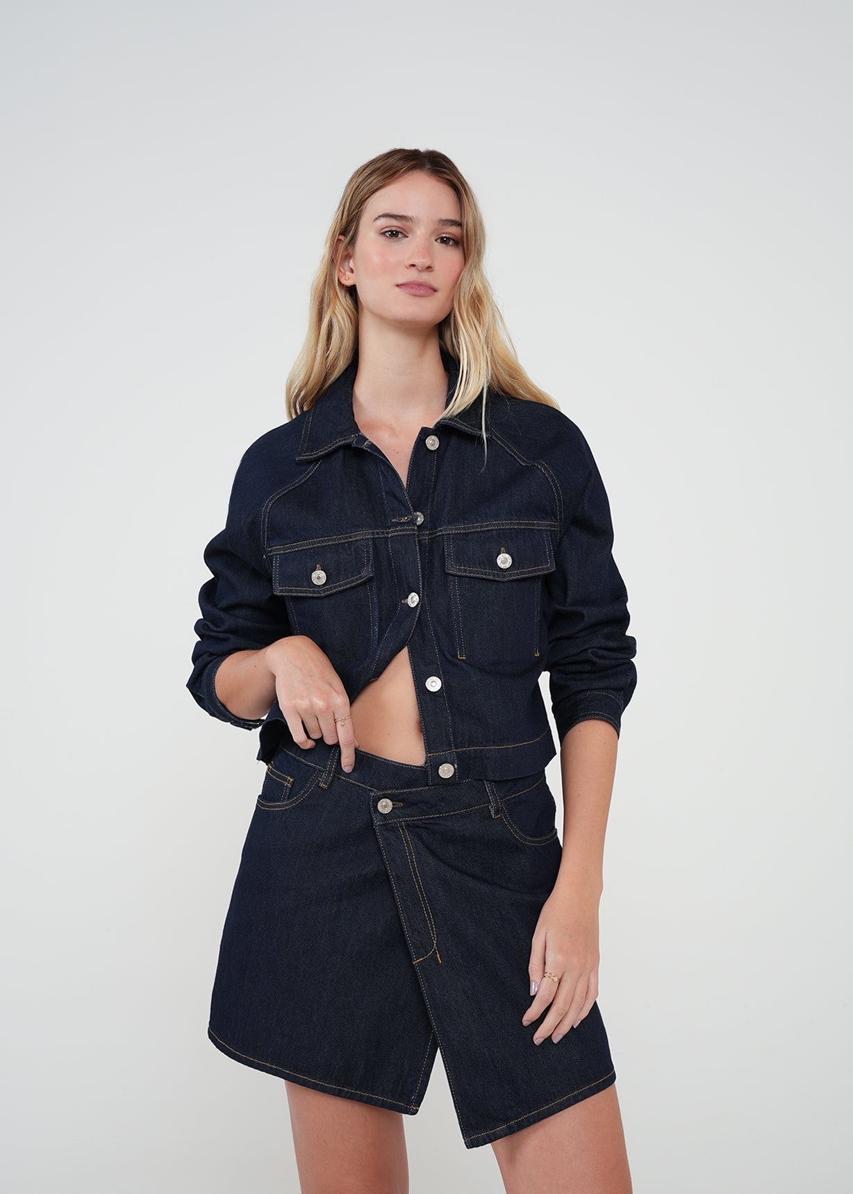 Chaqueta corta con sello NAF - Azul 14_422H331_AZU194227_4