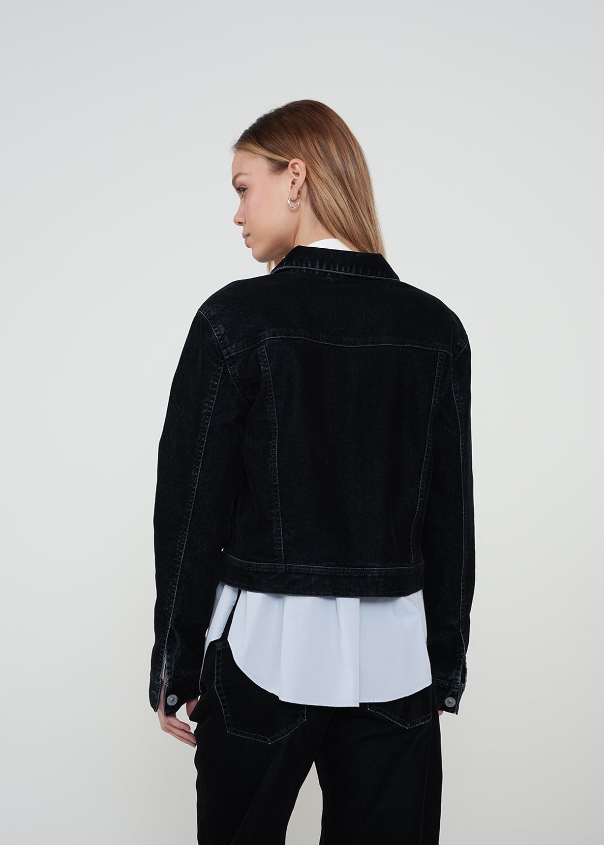 Chaqueta corta en denim - Azul 14_422H368_AZU194227_5