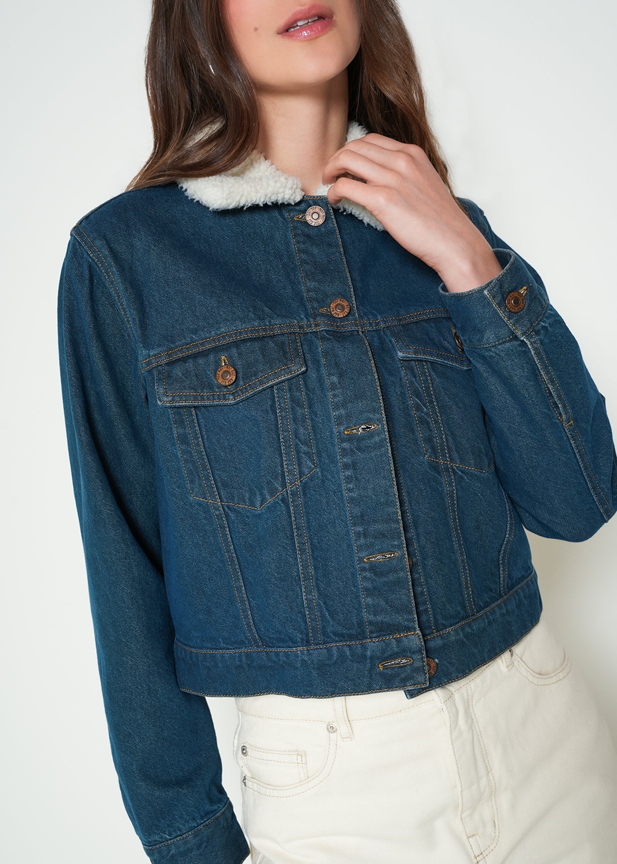 Chaqueta denim cuello afelpado  - Azul 14_422H381_AZU194227_4