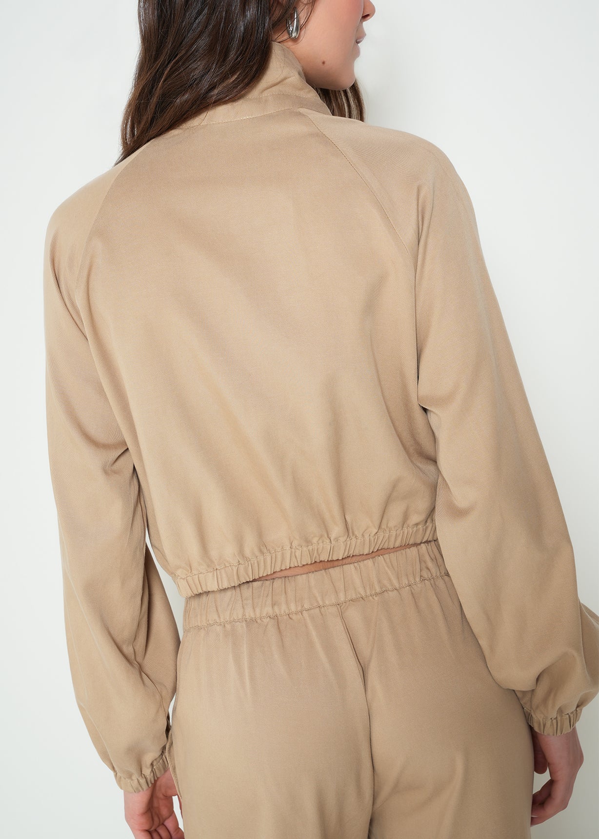 Chaqueta rompe vientos cuello alto - Beige 14_422H382_BEI161010_6