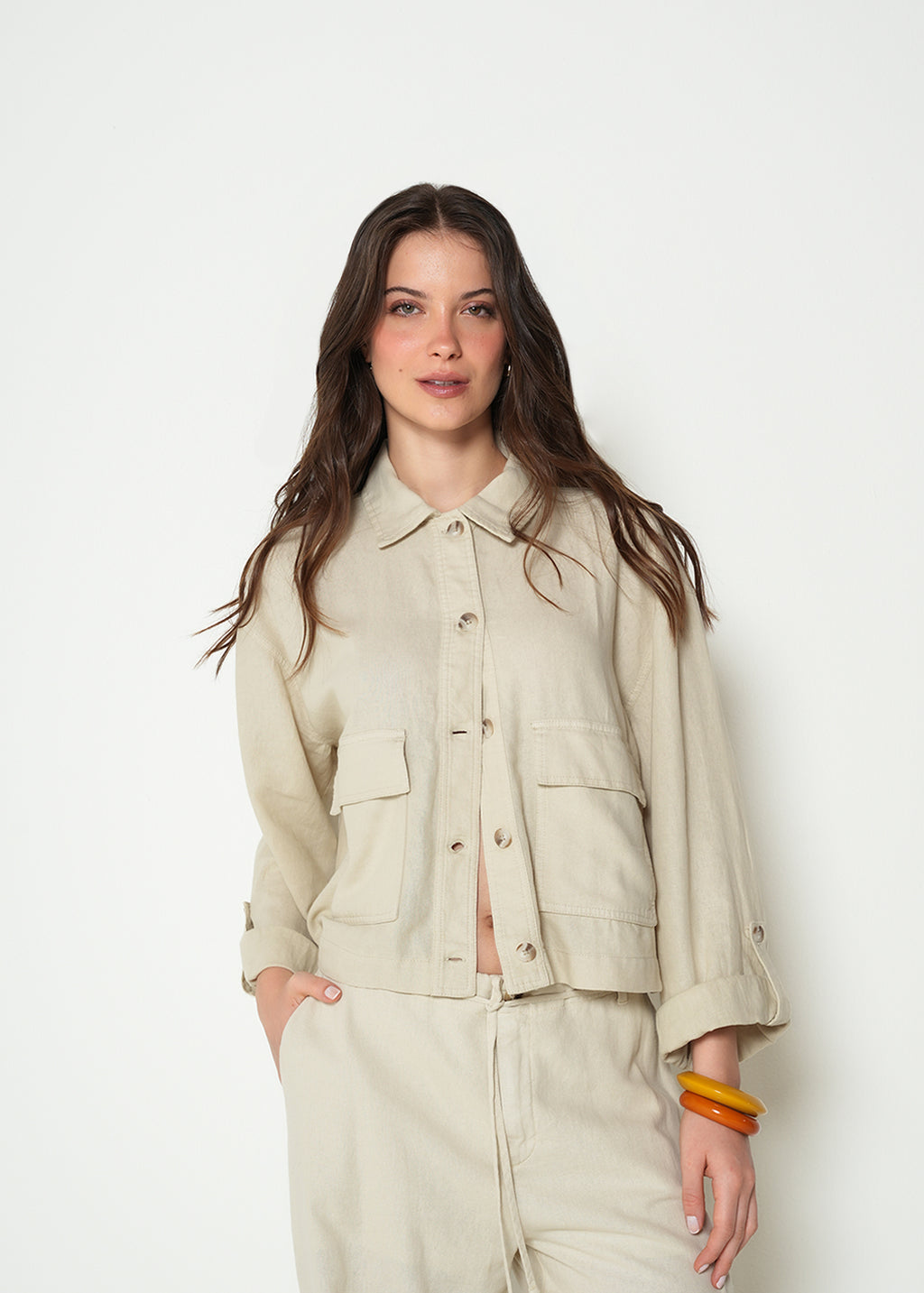 Camisa con bolsillos - Crudo 14_422H384_CRU130000_0