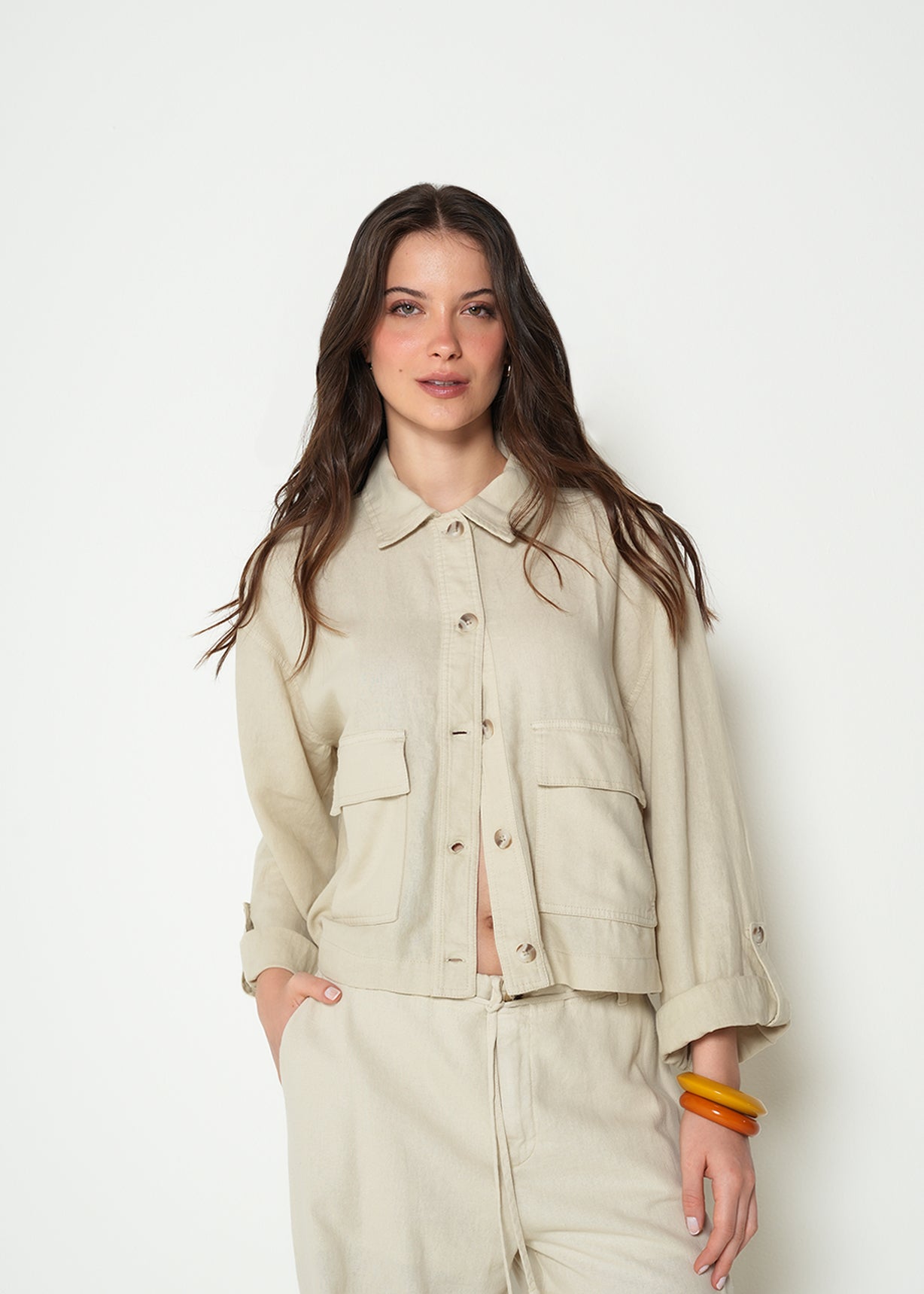Camisa con bolsillos - Crudo 14_422H384_CRU130000_0