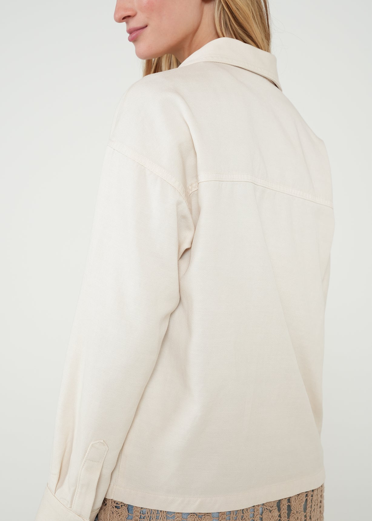 Chaqueta con bolsillos tejidos - Crudo 14_422H397_CRU130905_6