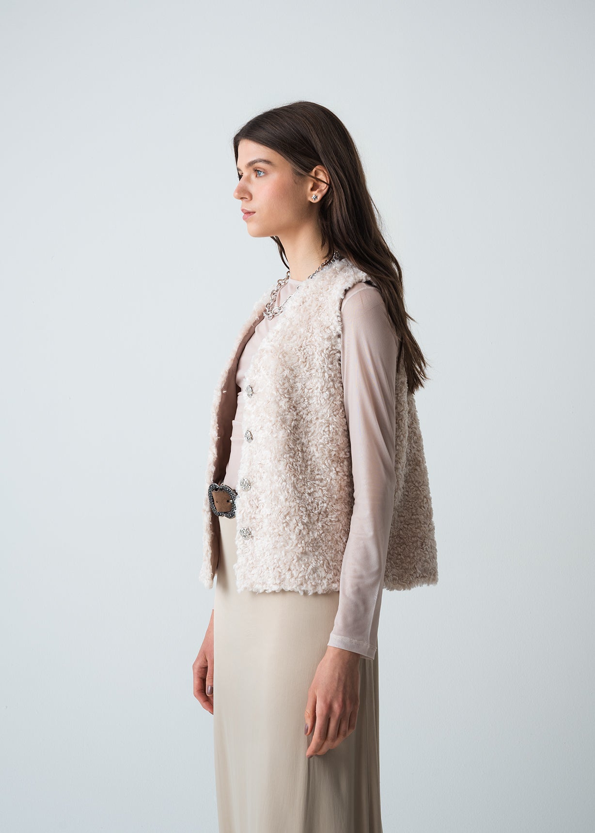 Chaleco afelpado con botones - Beige 14_423G074_BEI131012_7
