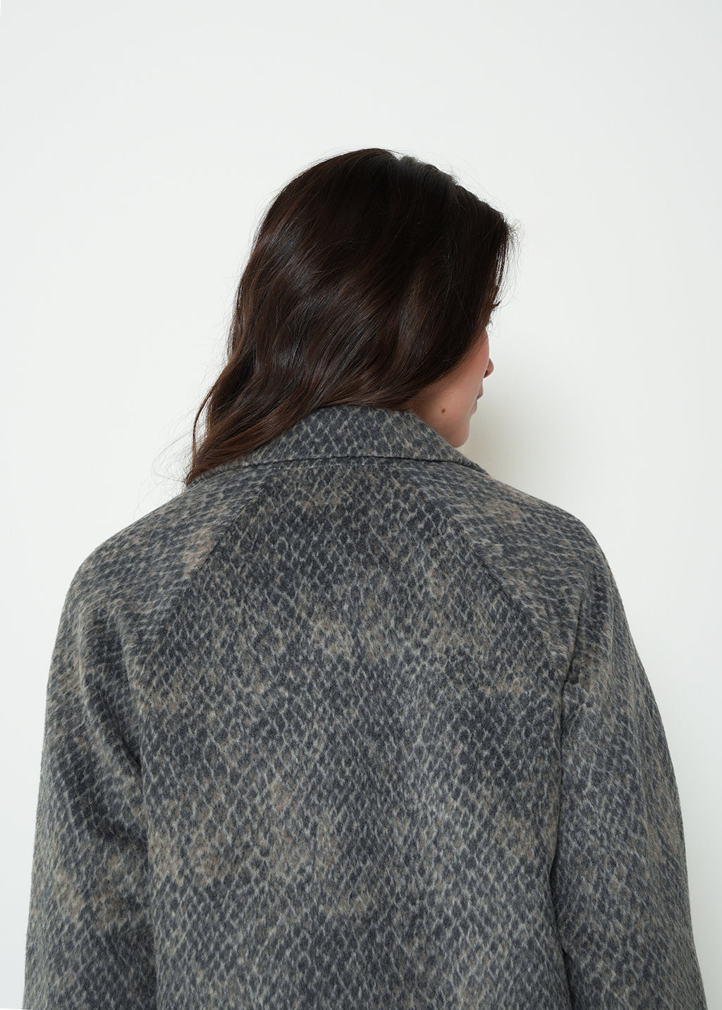Chaqueta regular manga larga estampada - Verde 14_423H004_VER190820_6