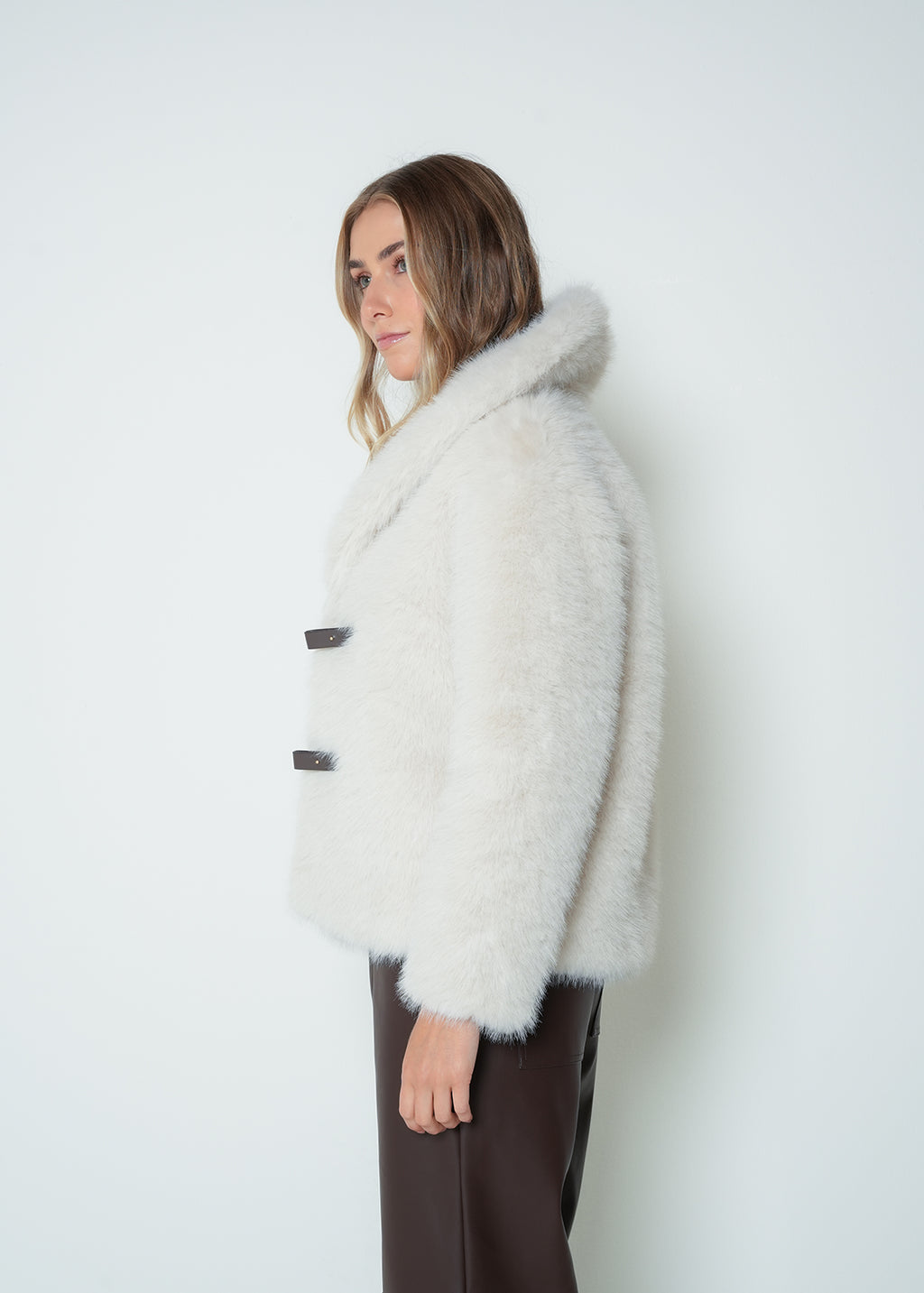 Chaqueta cuello alto afelpada - Crudo 14_423H074_CRU130000_3