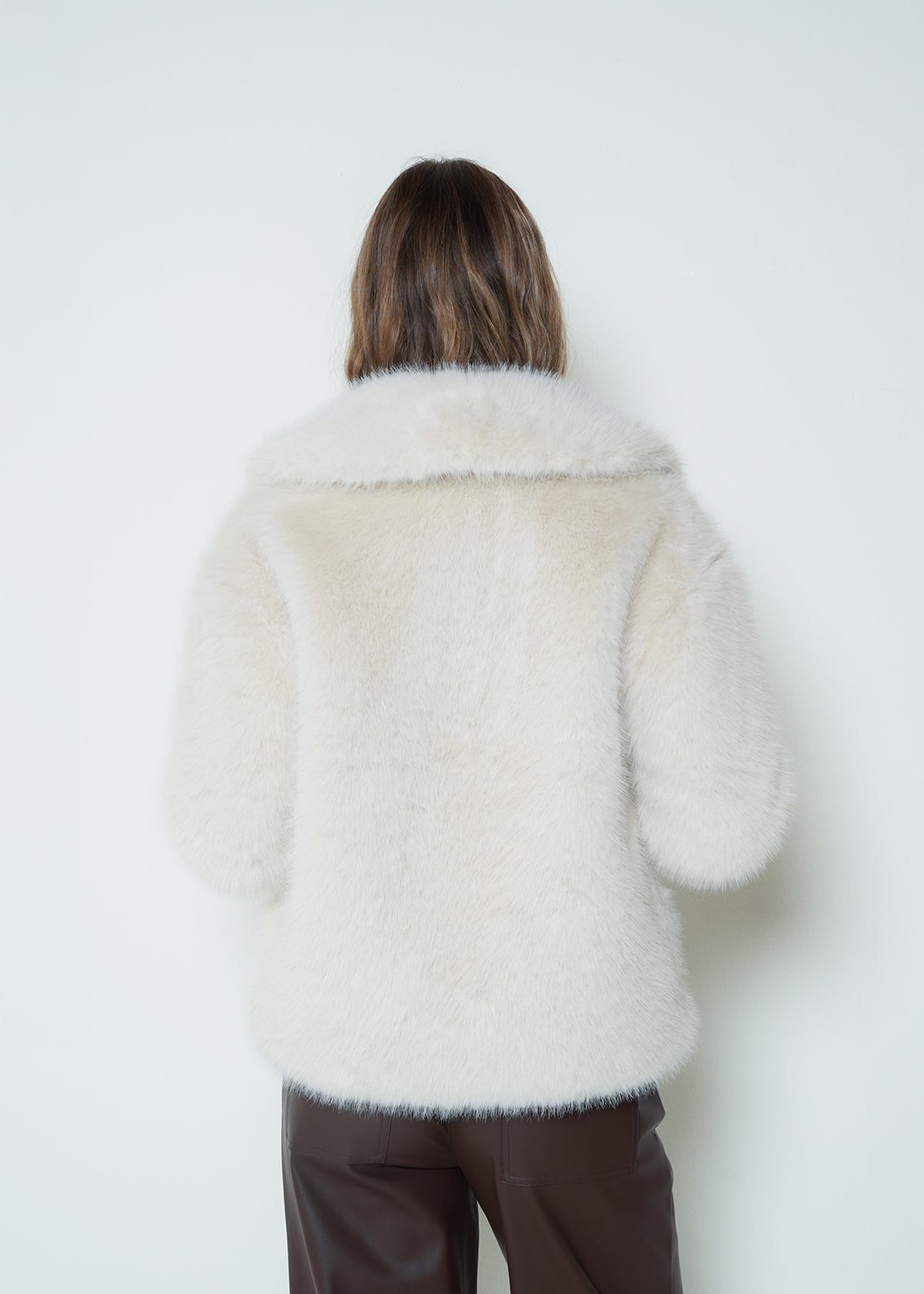 Chaqueta cuello alto afelpada - Crudo 14_423H074_CRU130000_7