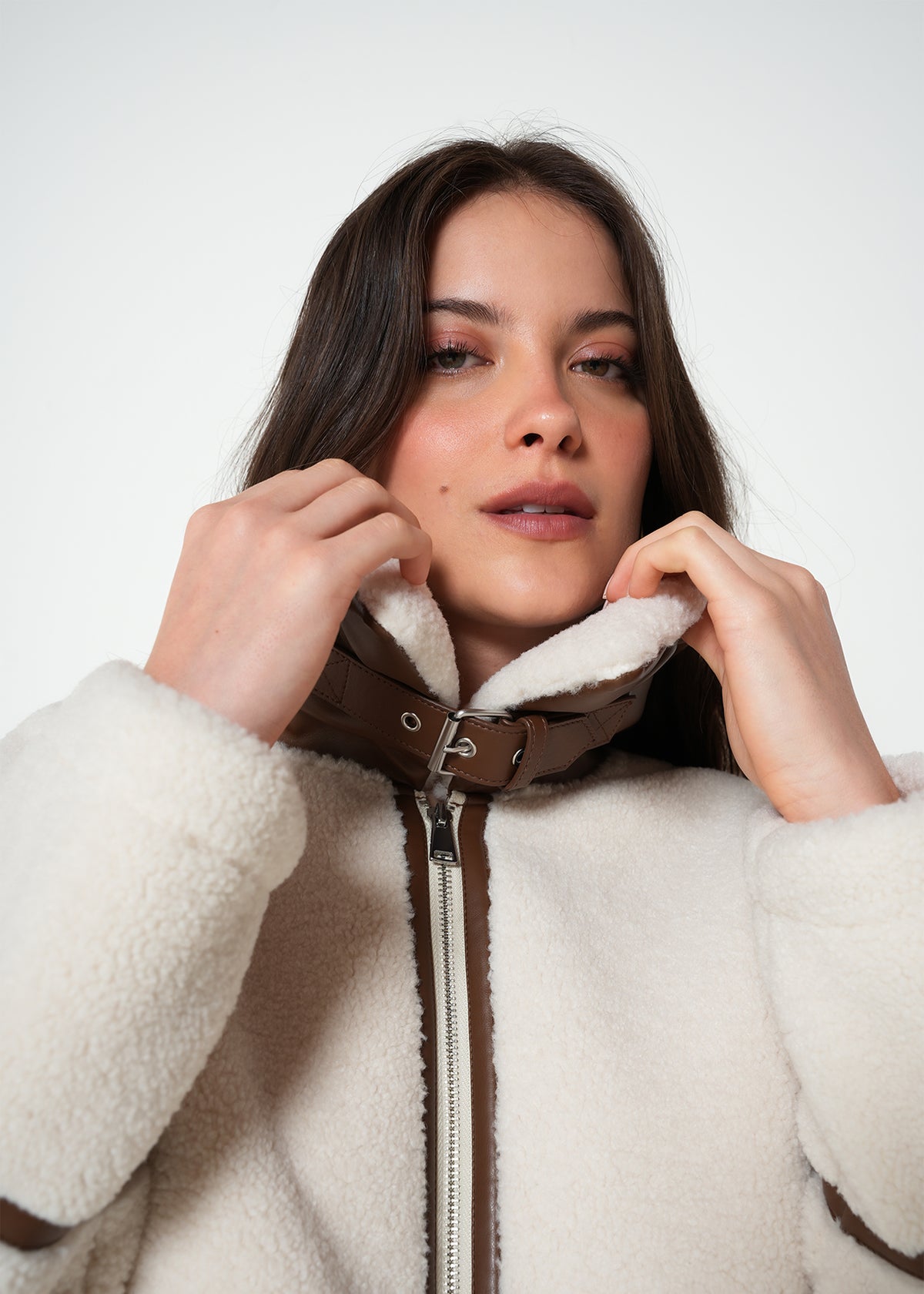 Chaqueta manga larga cuello alto - Crudo 14_423H085_CRU130905_7