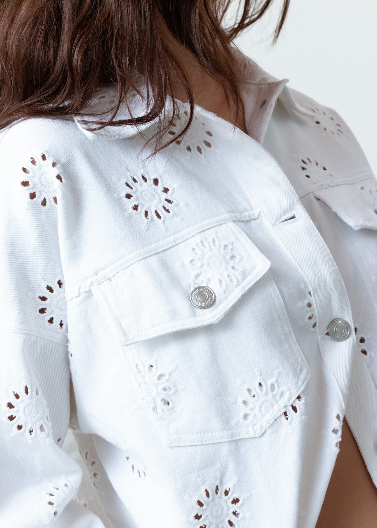 Chaqueta con detalles desagujados - Crudo 14_429F040_CRU111001_4