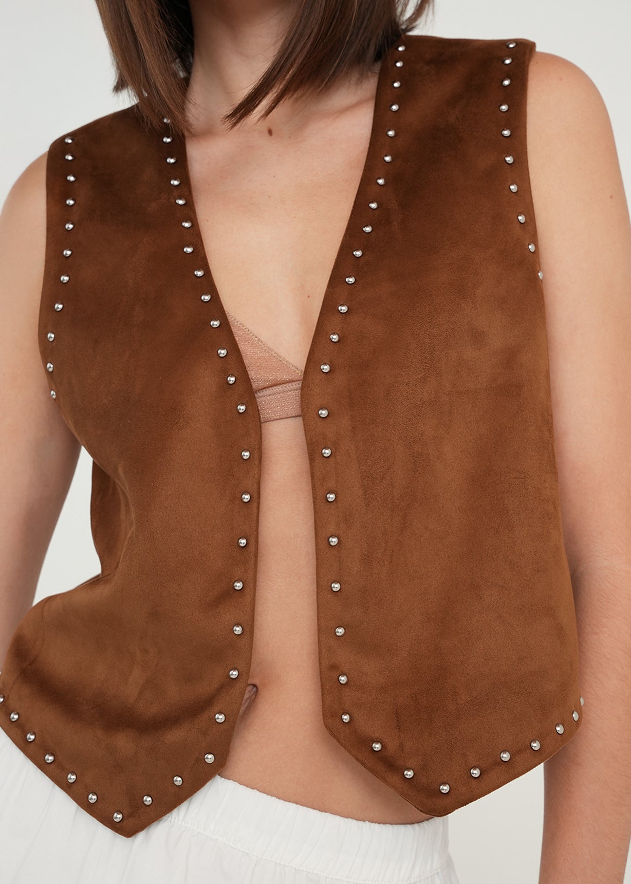 Chaleco con taches - Café 14_429G028_CAF181048_0