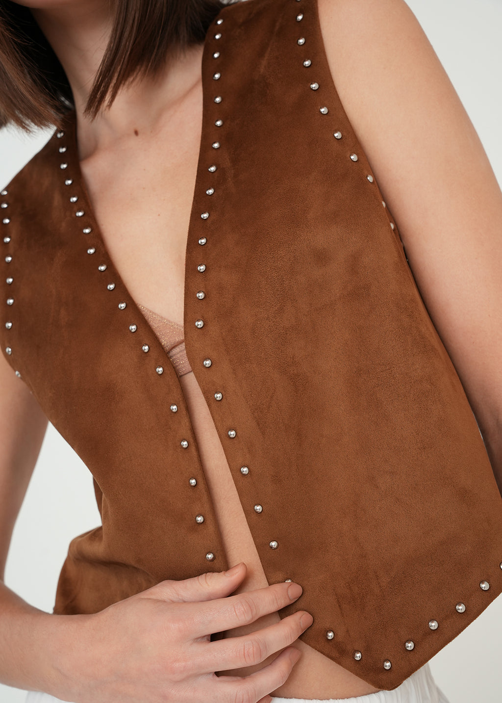 Chaleco con taches - Café 14_429G028_CAF181048_4