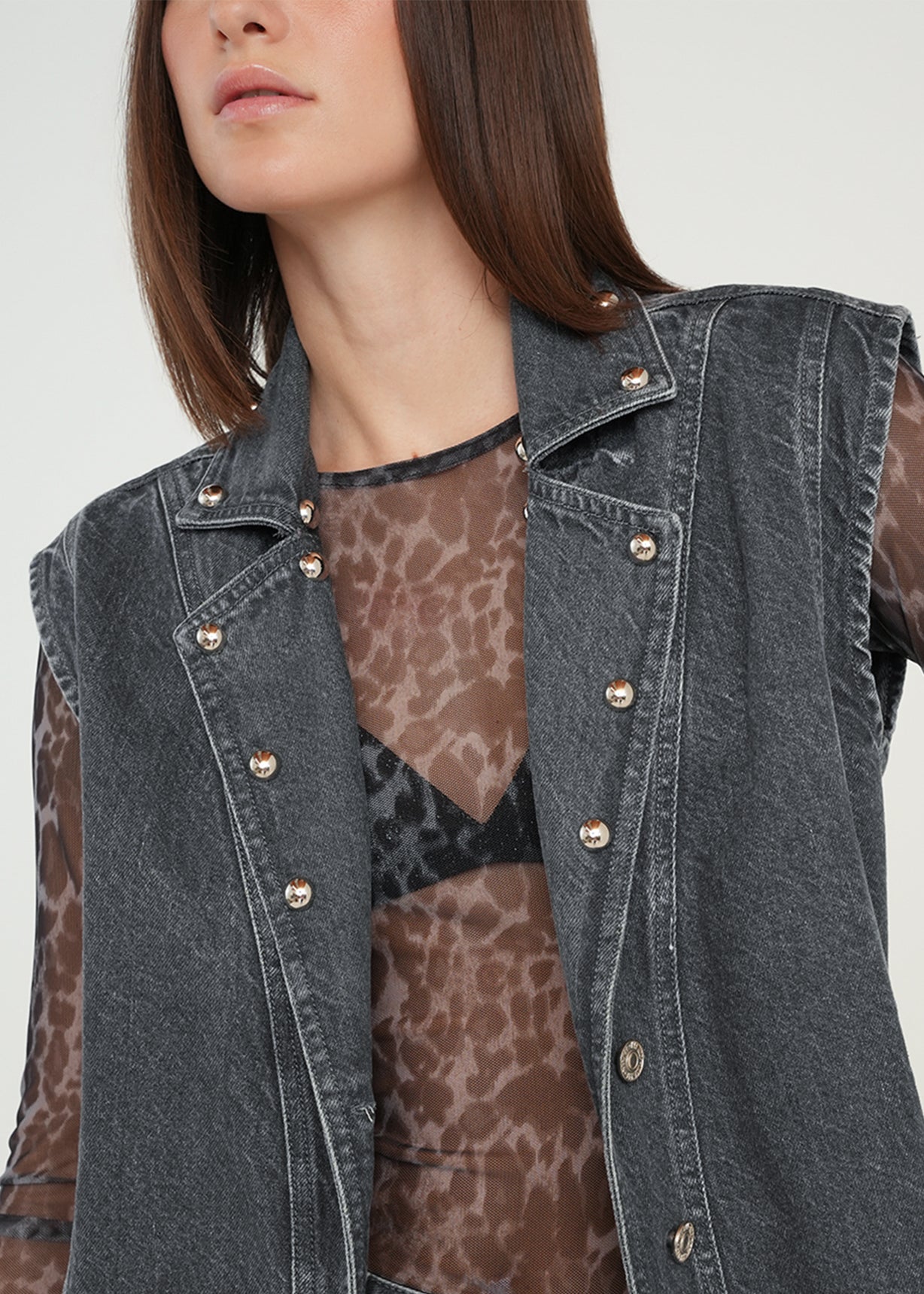 Chaleco largo con taches - Gris 14_429G302_GRI175104_4