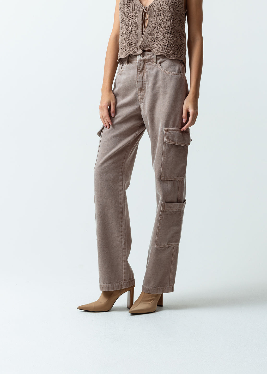 Pantalón Straight fit tiro alto - Gris 14_431G362_GRI171212_0