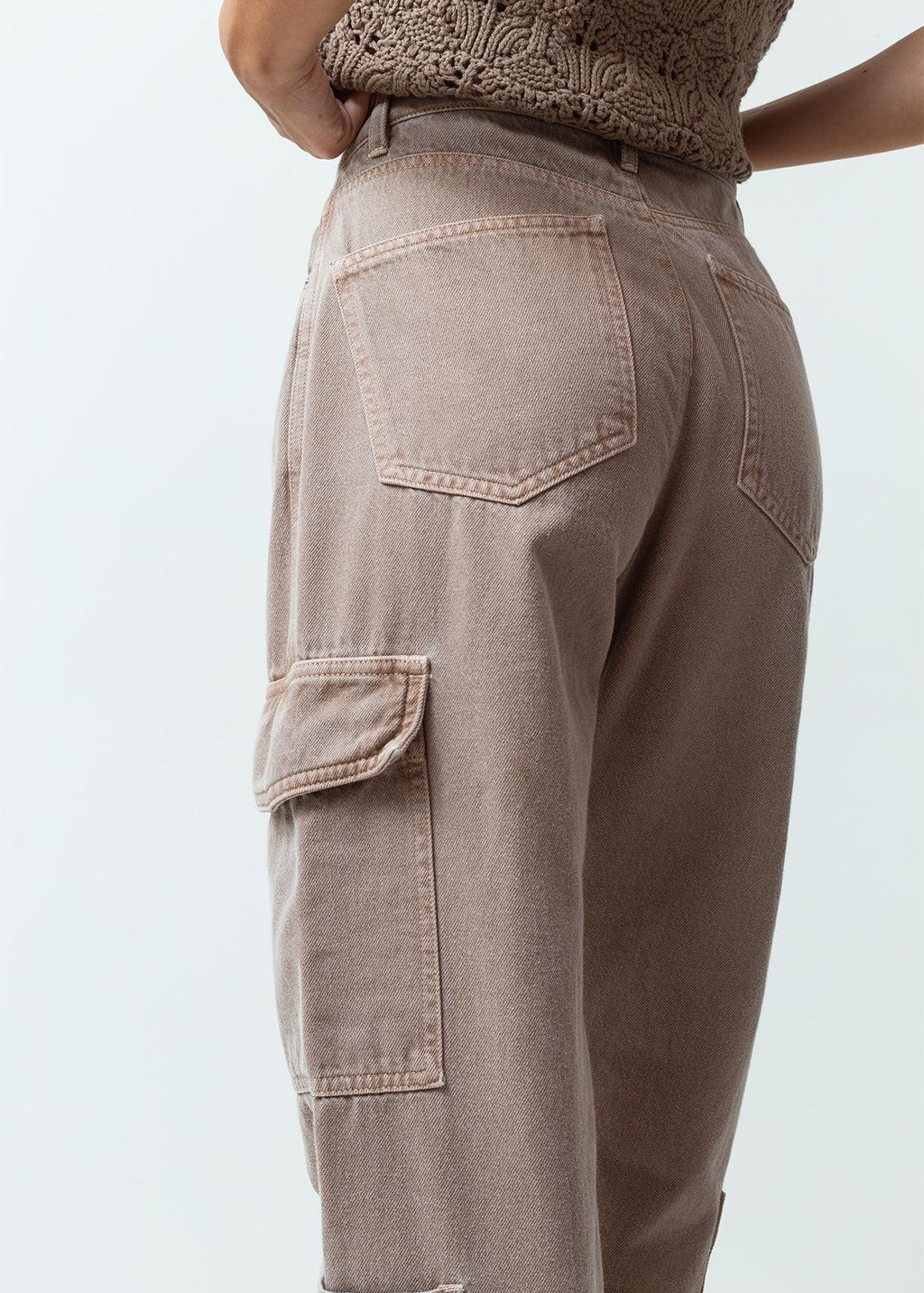 Pantalón Straight fit tiro alto - Gris 14_431G362_GRI171212_4