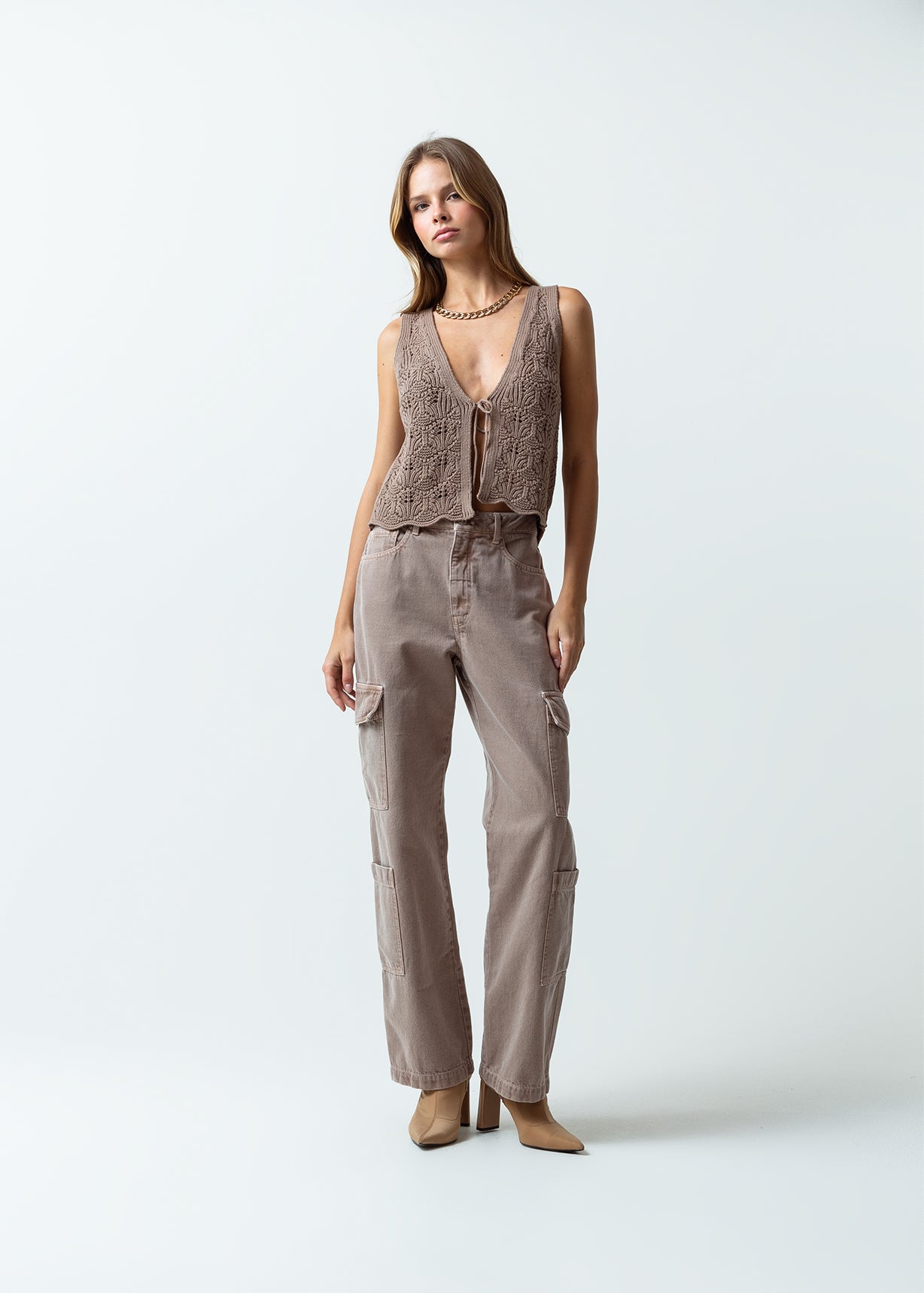 Pantalón Straight fit tiro alto - Gris 14_431G362_GRI171212_6