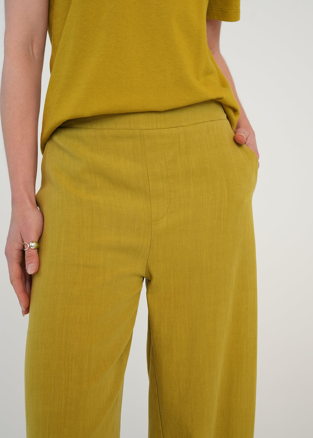 Pantalón Barrel tiro alto - Verde 14_431H306_VER160640_4