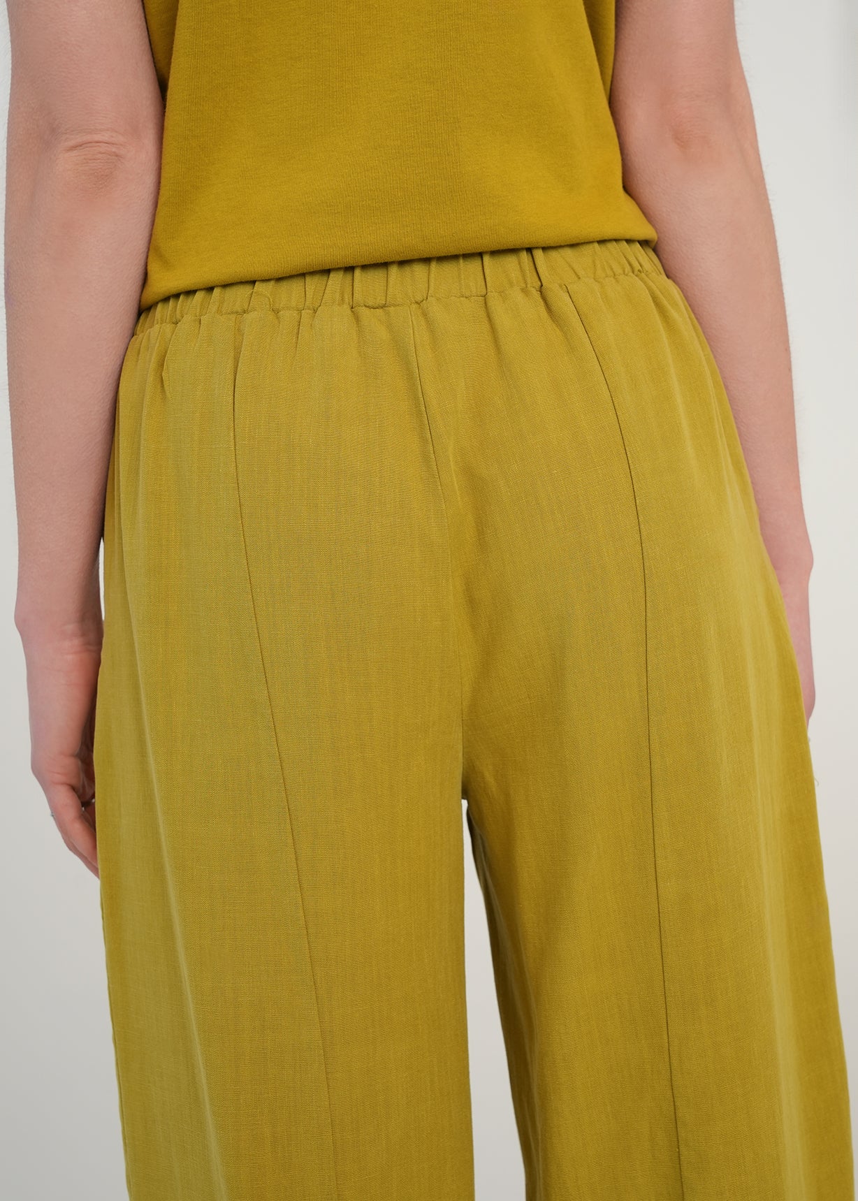 Pantalón Barrel tiro alto - Verde 14_431H306_VER160640_6