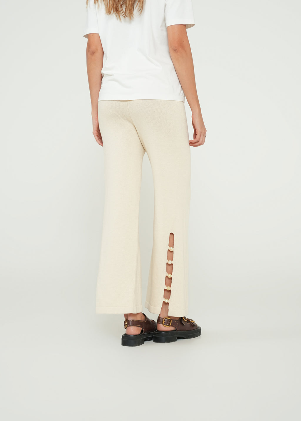 Pantalón tejido con detalles de botones - Crudo 14_432H041_CRU130905_7