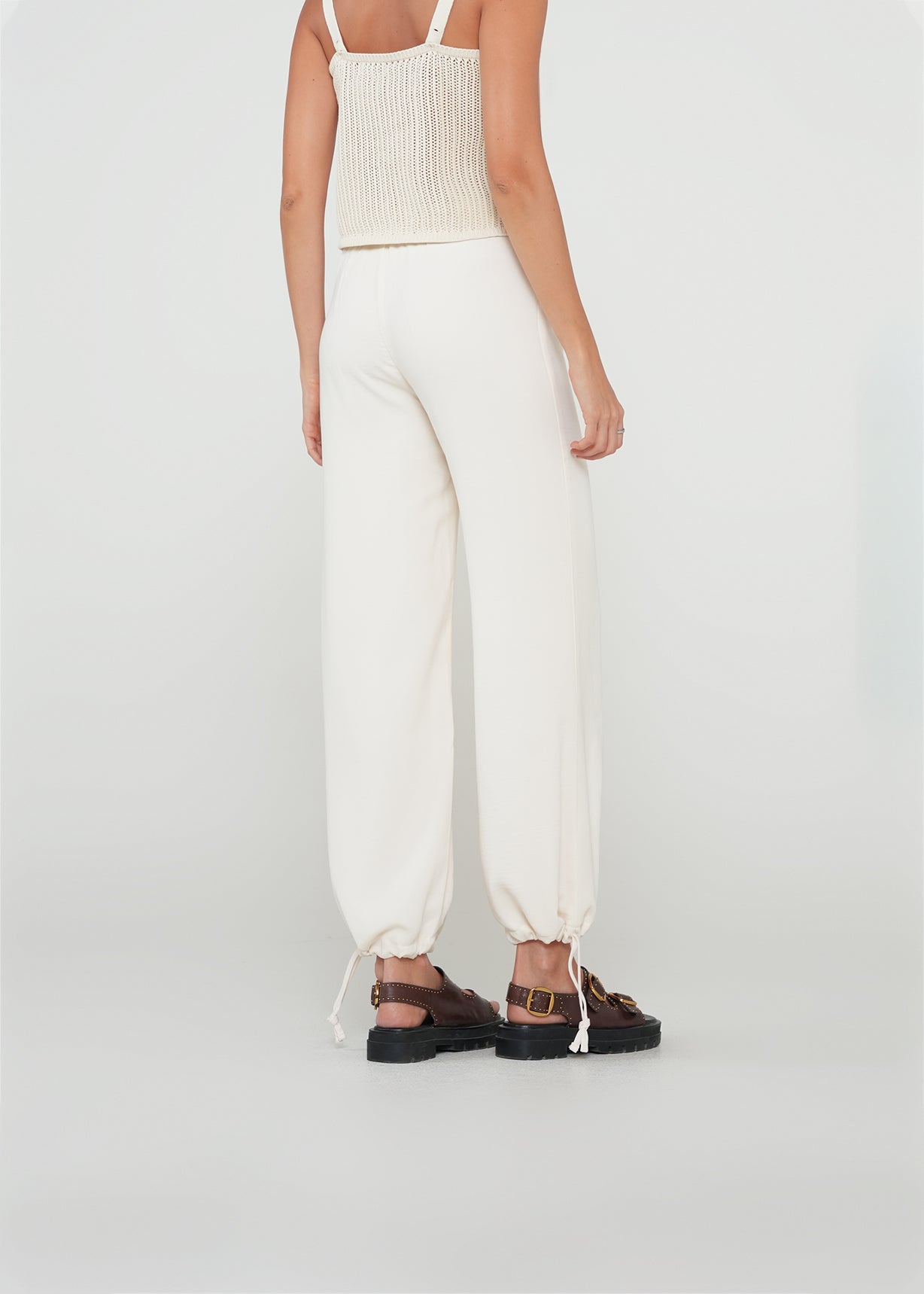 Pantalón Baggy con ajuste en bota - Blanco 14_432H398_BLA120601_7