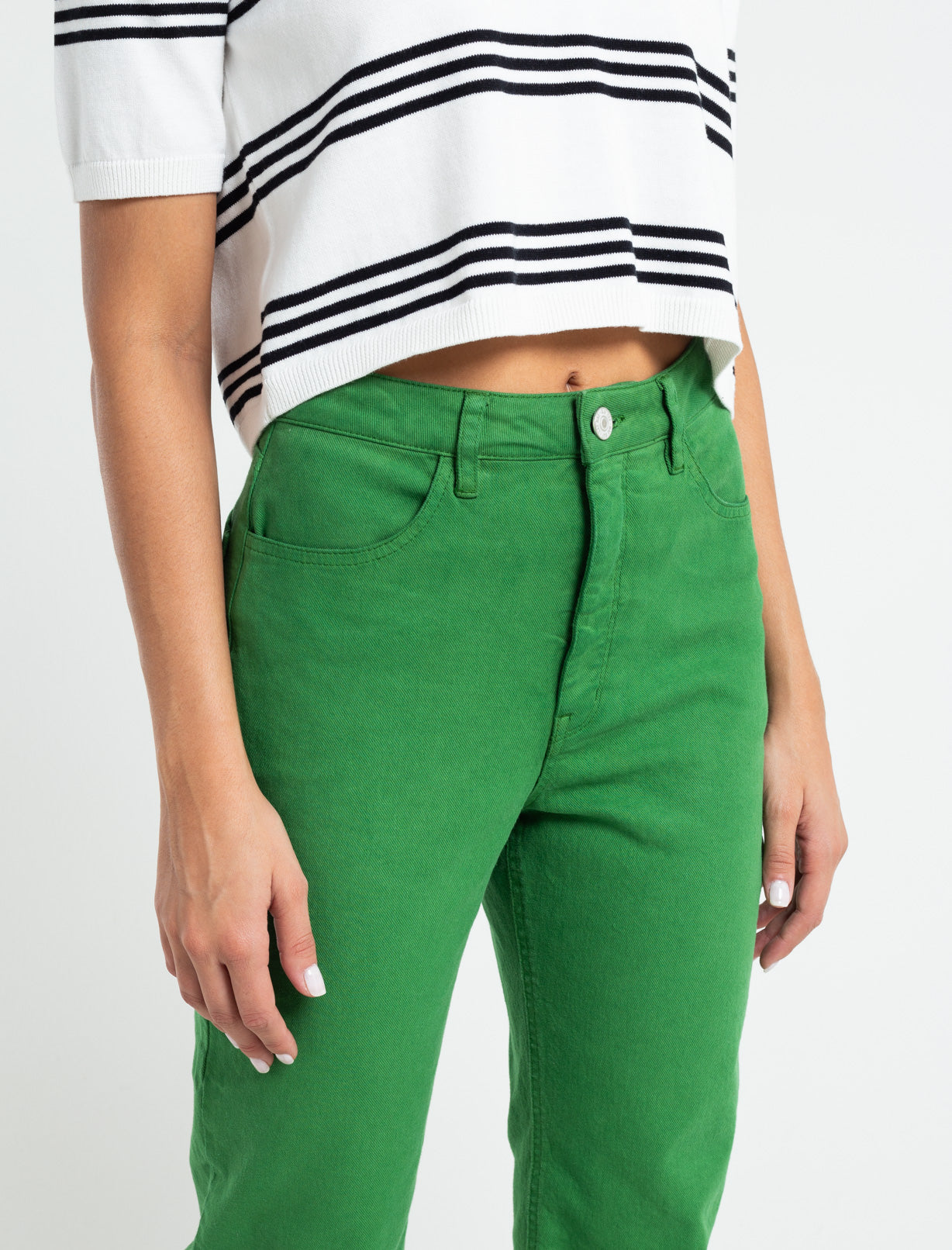 Pantalón cuatro bolsillos - Verde 14_433E314_VER186330_0