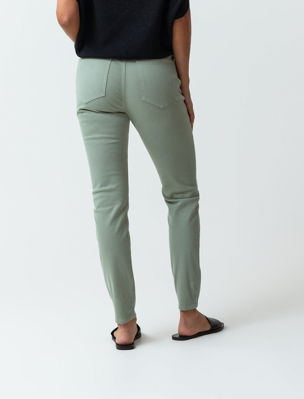 Pantalón skinny clásico - Verde 14_433F381_VER160110_5