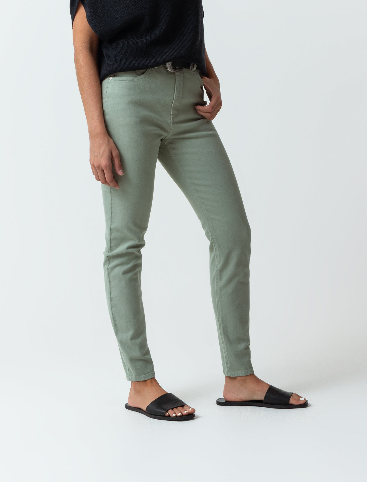 Pantalón skinny clásico - Verde 14_433F381_VER160110_6