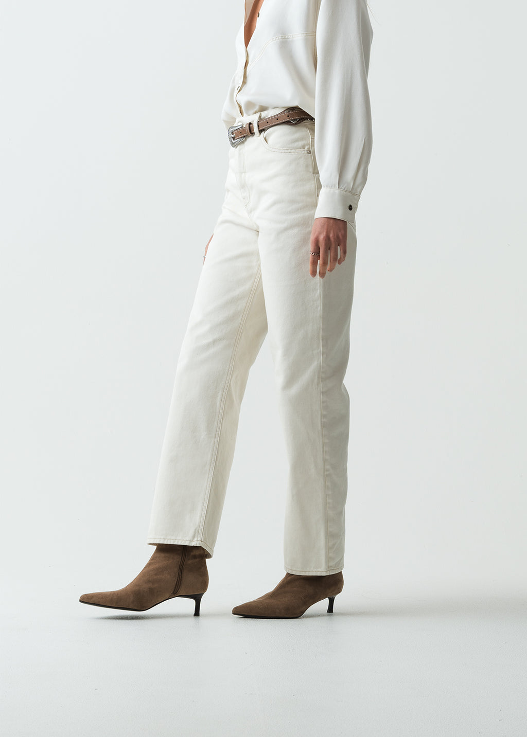 Pantalón Straight tiro alto - Crudo 14_433G335_CRU110605_3