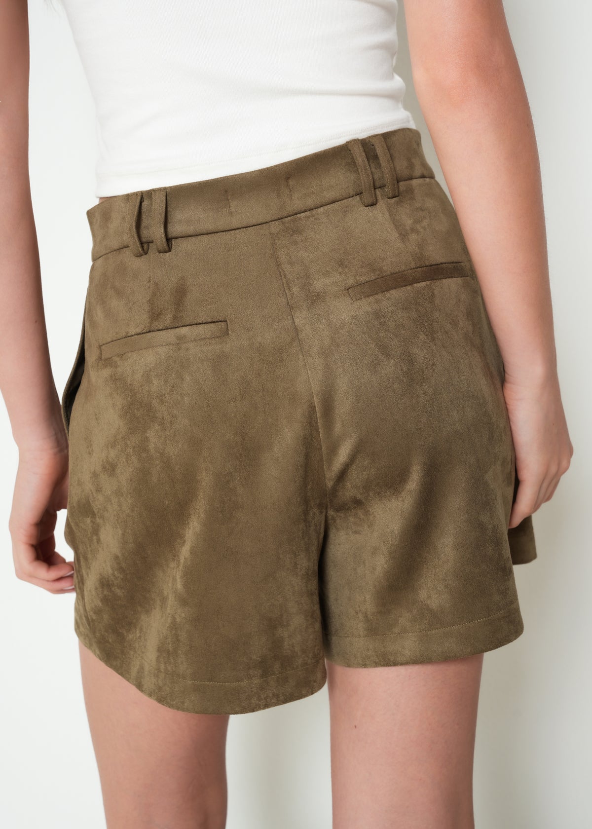 Short denim fit regular tiro medio liso - Verde 14_453H001_VER190820_4