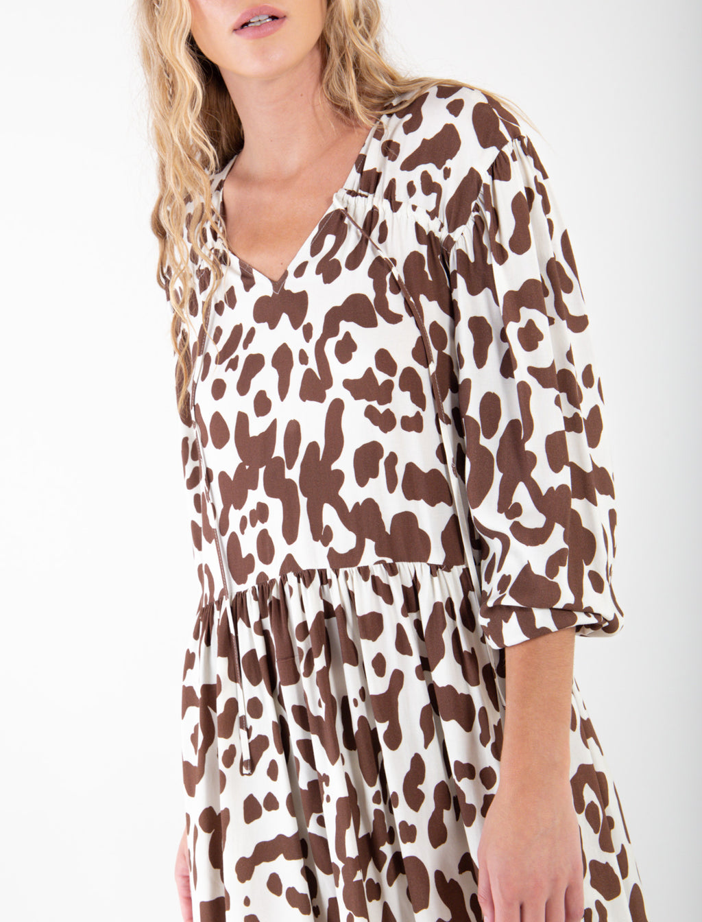 Vestido corto estampado - Crudo 14_479D303_A04583_6