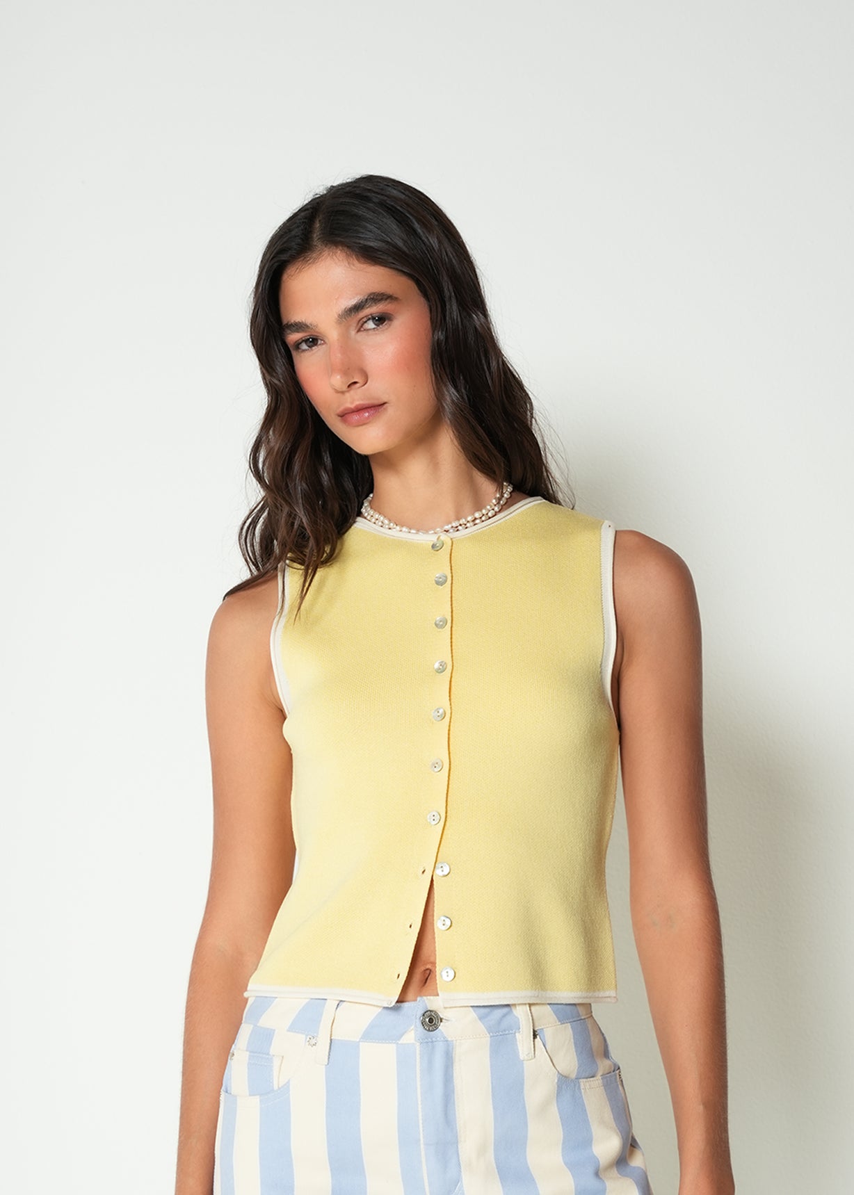Camiseta tejida manga sisa - Amarillo 14_482H073_AMA120825_0