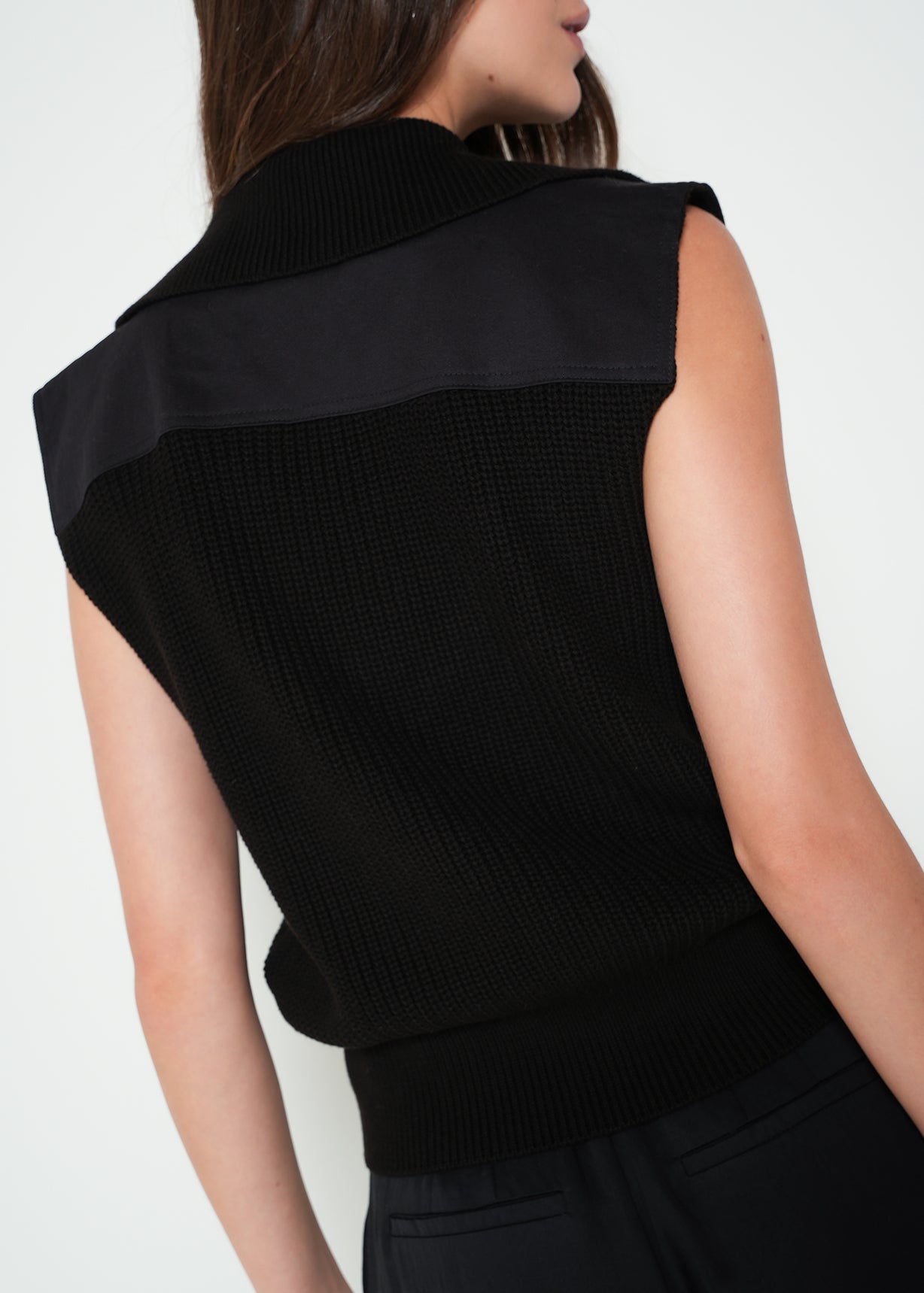 Camiseta tejida manga sisa - Negro 14_482H086_NEG193909_6