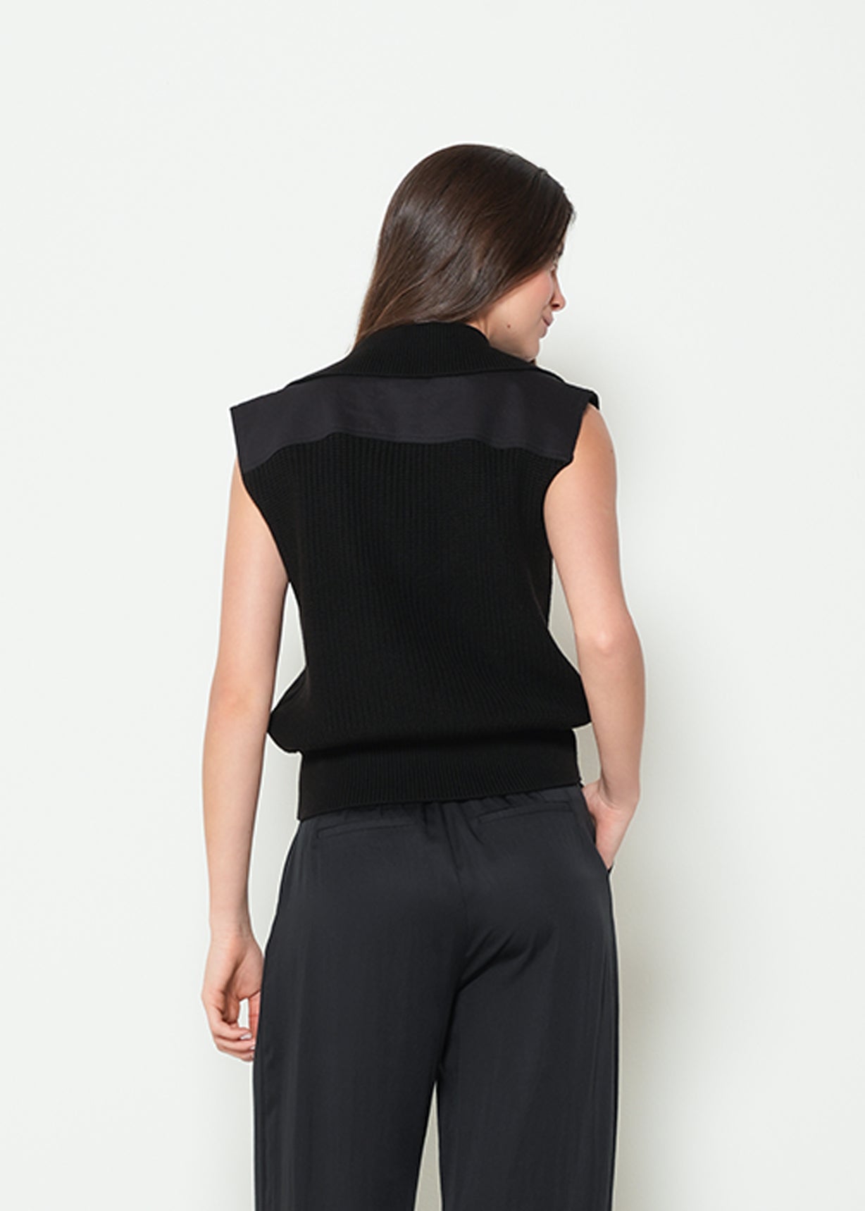 Camiseta tejida manga sisa - Negro 14_482H086_NEG193909_7