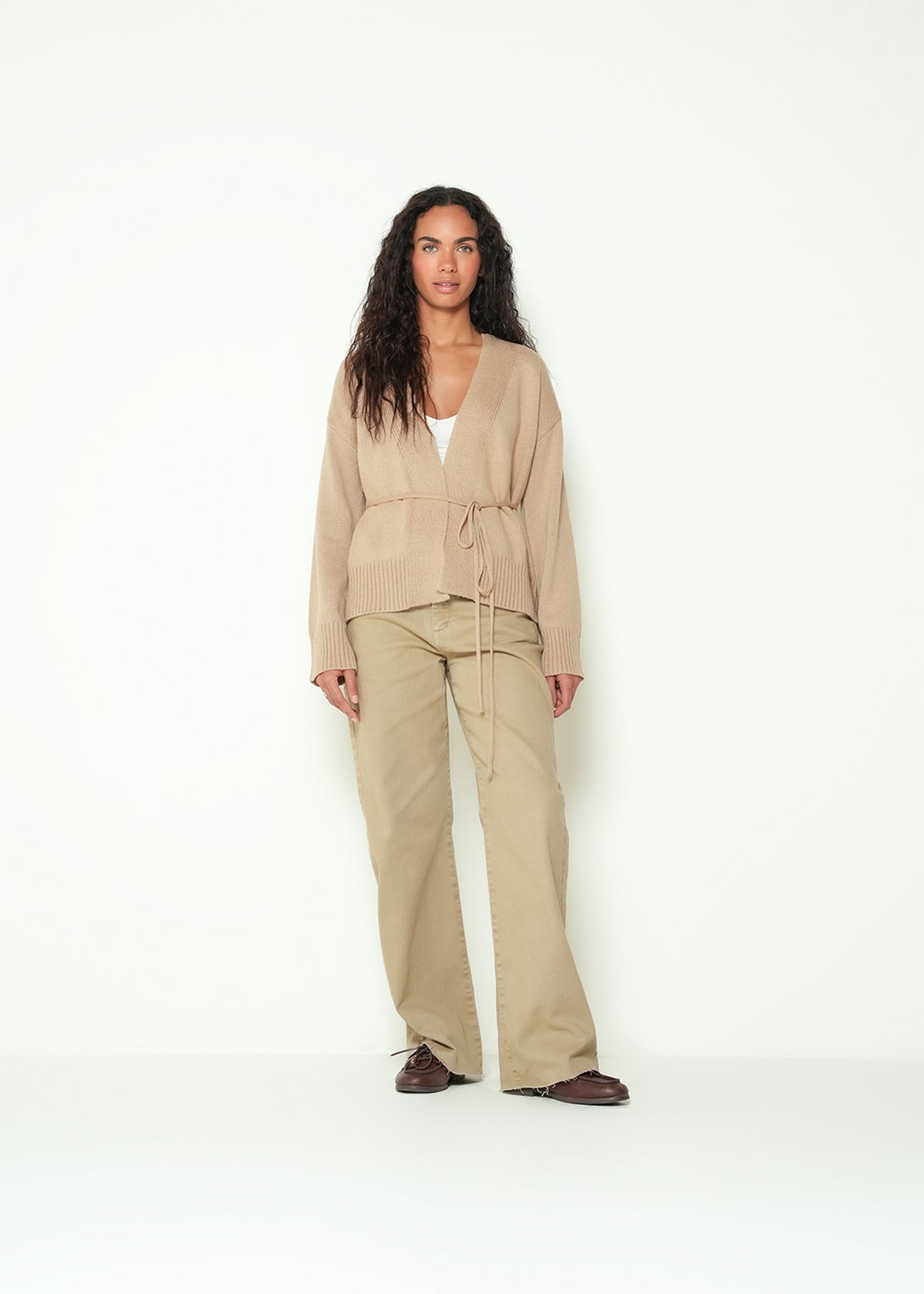 Tejido manga larga cuello en V - Beige 14_483H037_BEI161212_3