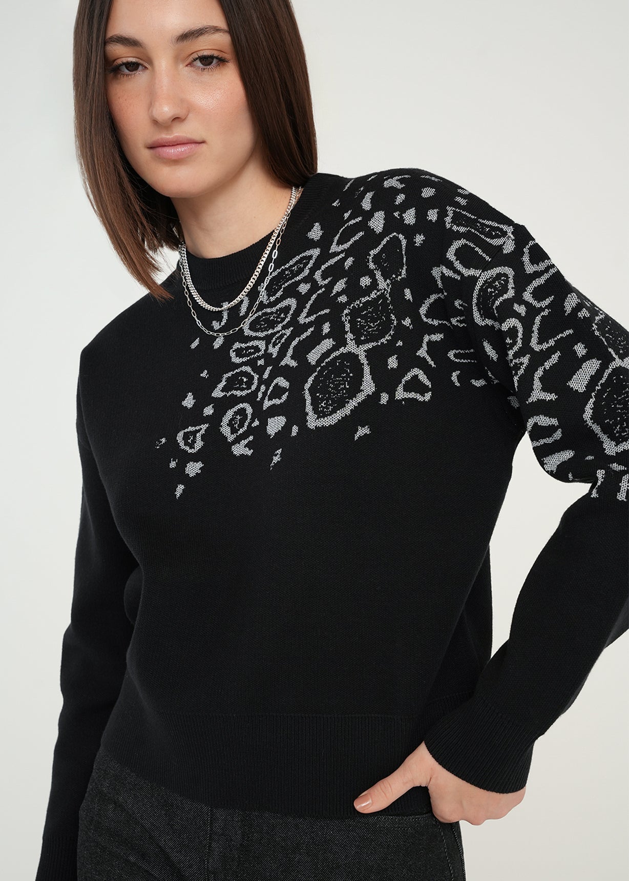 Buzo tejido de animal print - Negro 14_489G012_NEG193909_0
