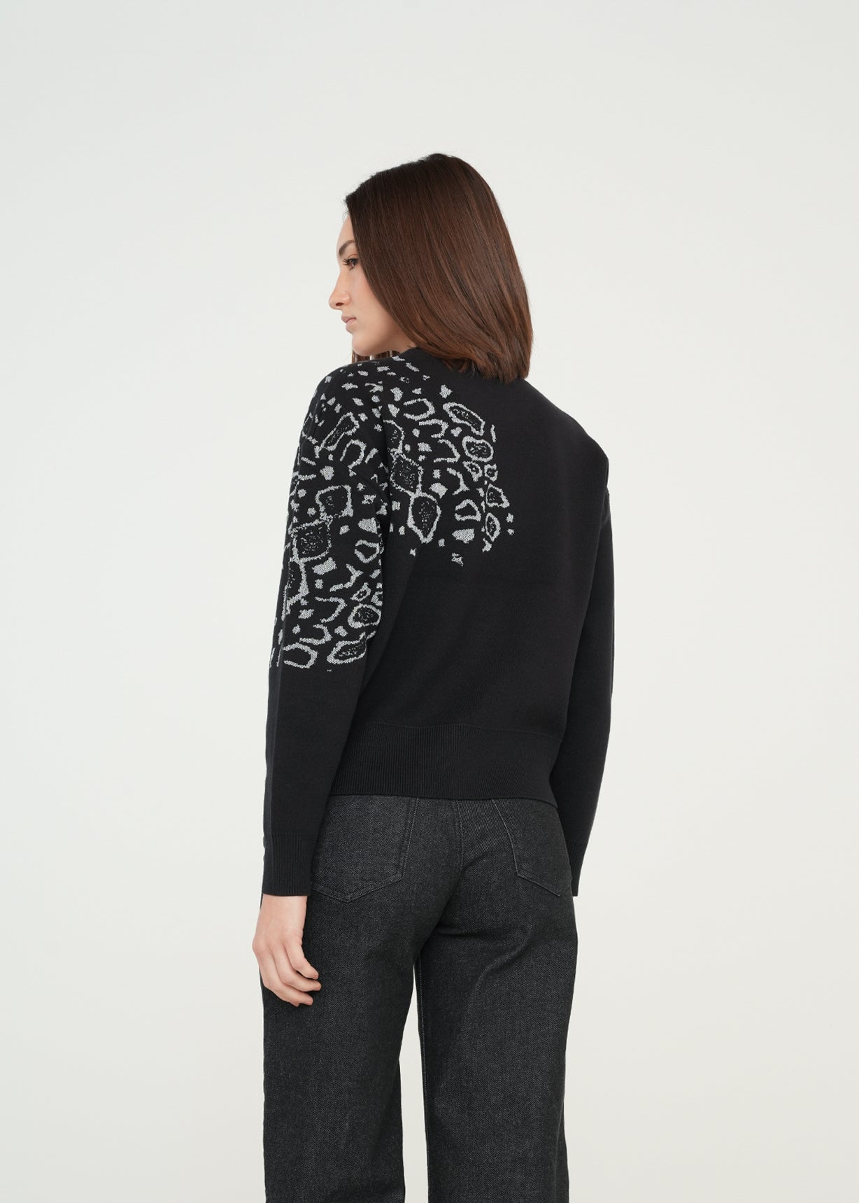 Buzo tejido de animal print - Negro 14_489G012_NEG193909_5