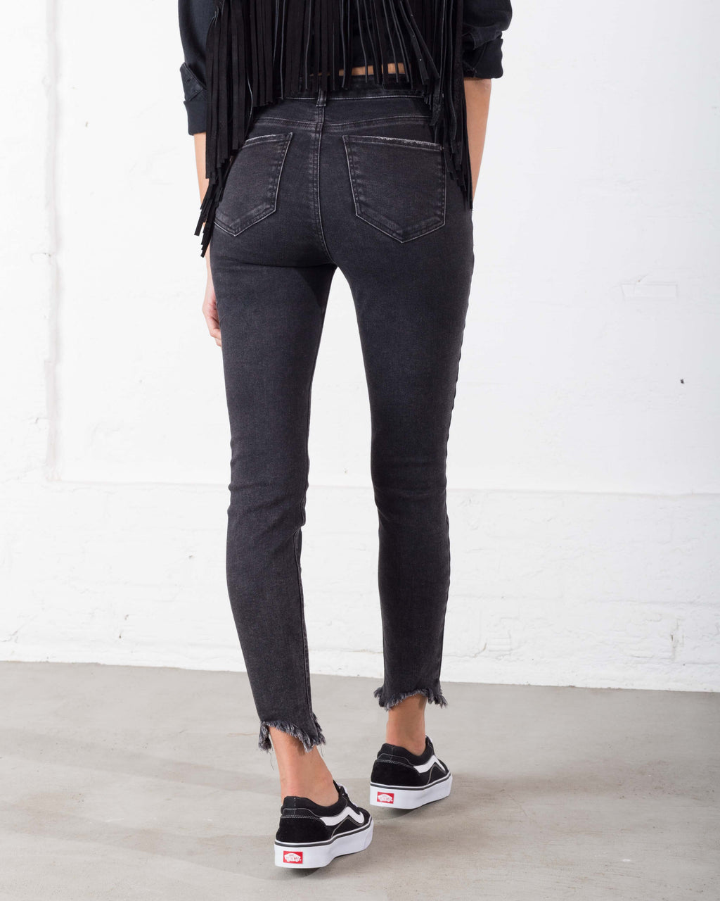 Jean para mujer negro Skinny tiro súper alto con cortes en el ruedo - Negro 14_491D011_A02759_5