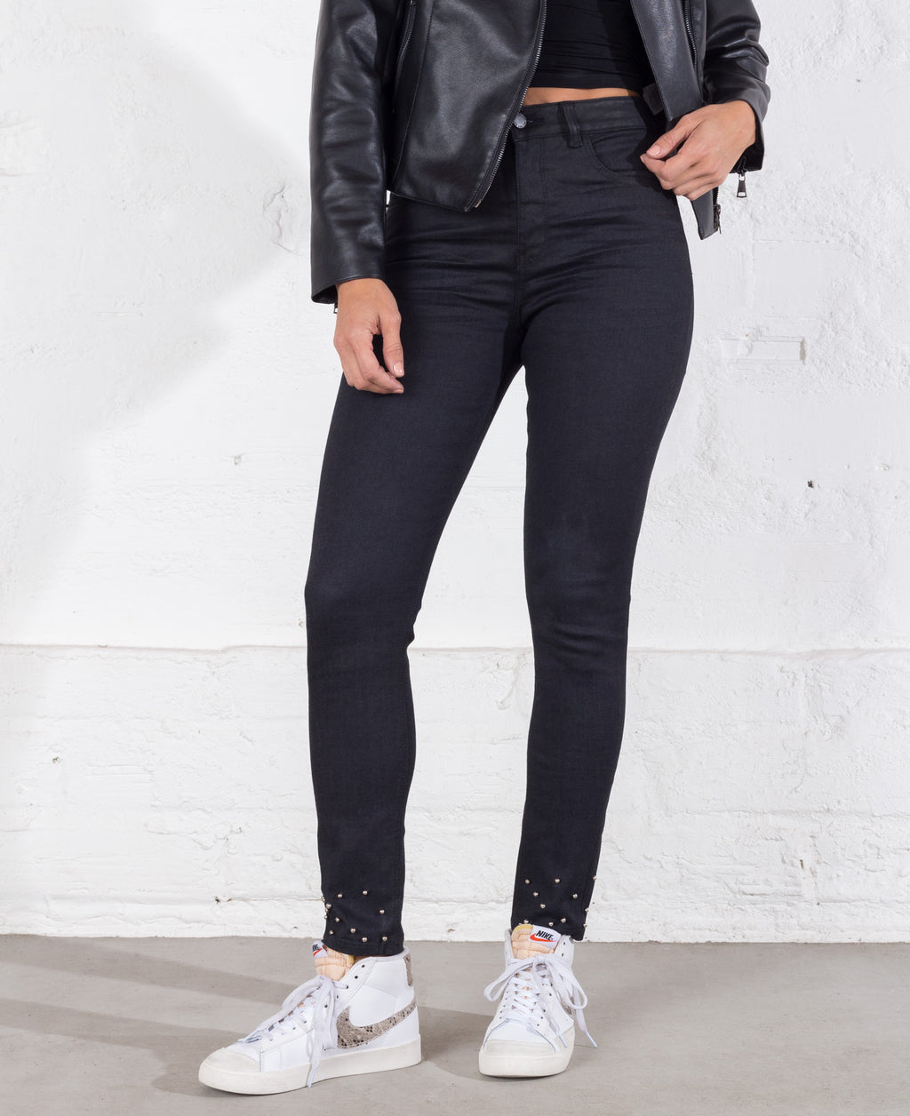 Jean para mujer azul oscuro Skinny tiro súper alto encerado con adornos metálicos - Azul 14_491D022_A03694_0