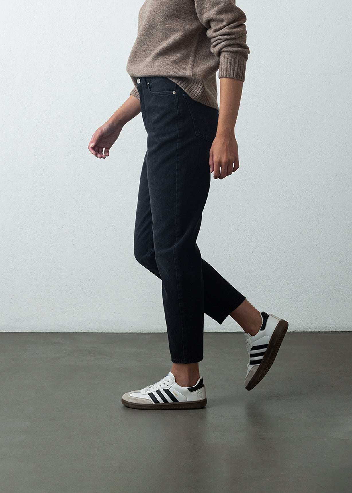 Jean en black denim - Negro 14_491G301_NEG193909_5