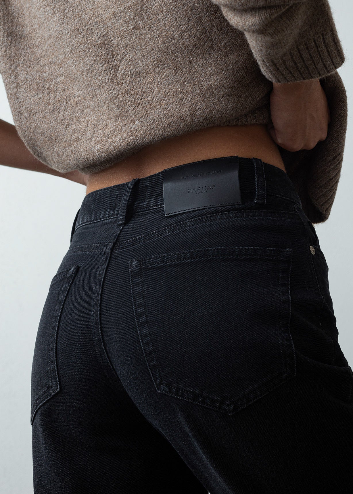 Jean en black denim - Negro 14_491G301_NEG193909_6