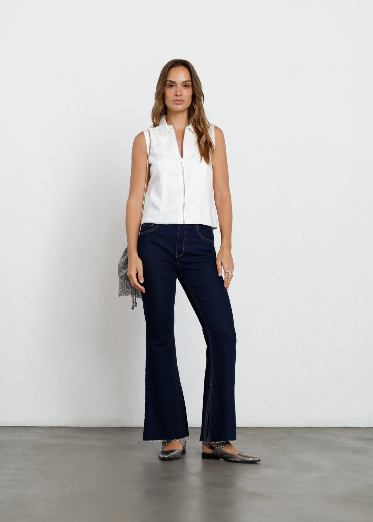 Jean Flare con bota amplia - Azul 14_491H037_AZU194227_3