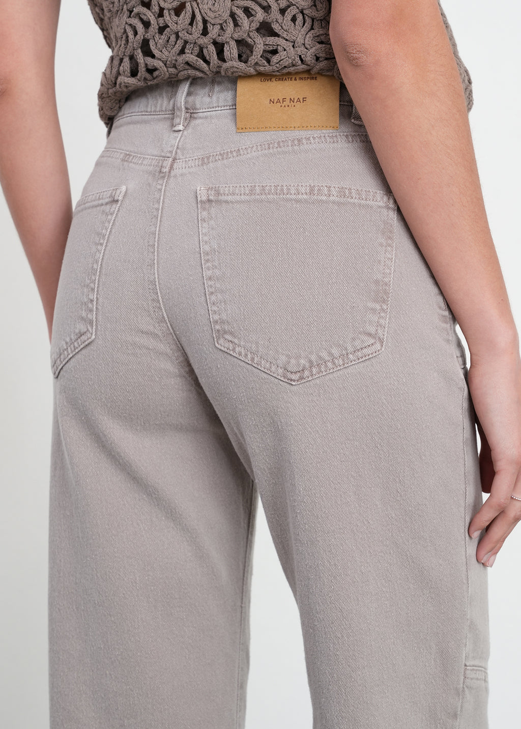 Jean Straight con diseño abstracto - Gris 14_491H336_GRI171212_4