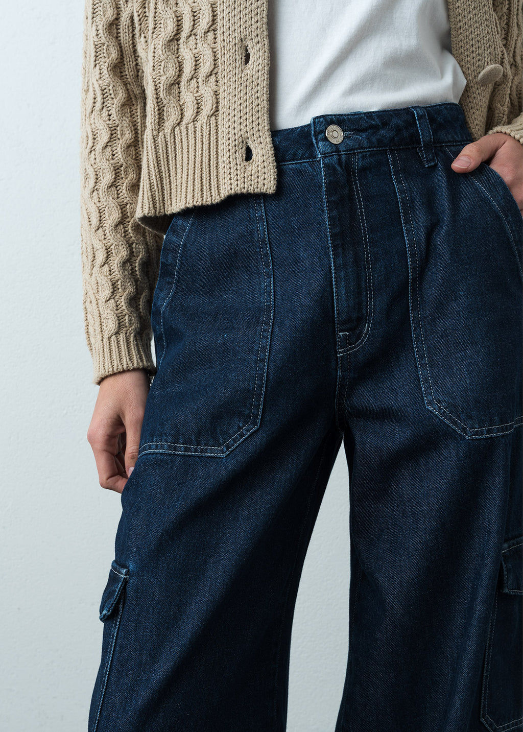 Jean Wide Leg tiro súper alto tono oscuro - Azul 14_492G374_AZU183928_4