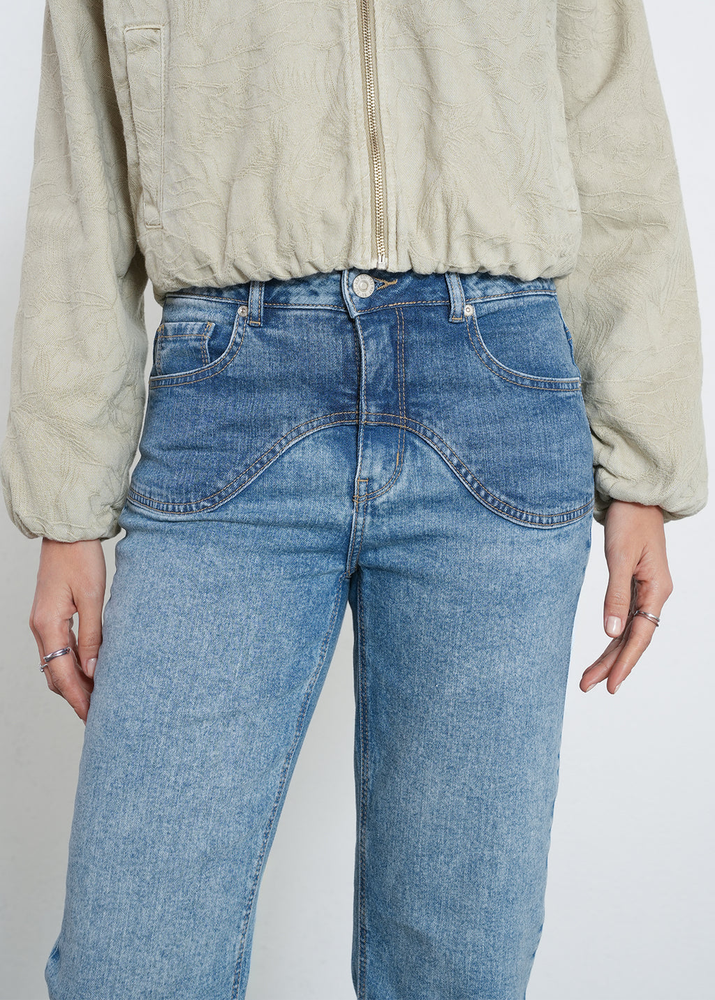 Jean mom tiro alto - Azul 14_492H078_AZU183928_7