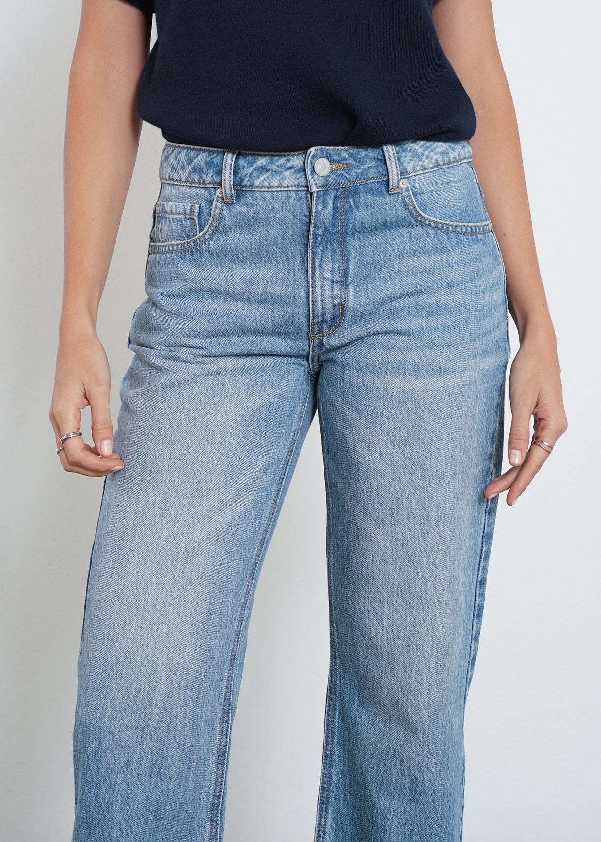 Jean straight tiro medio - Azul 14_492H079_AZU183928_4
