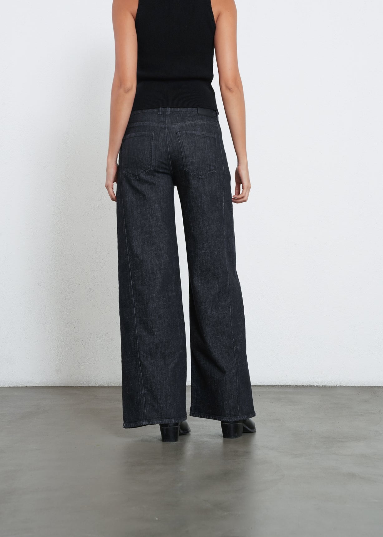 Jean wide long tiro medio - Negro 14_492H088_NEG193909_7