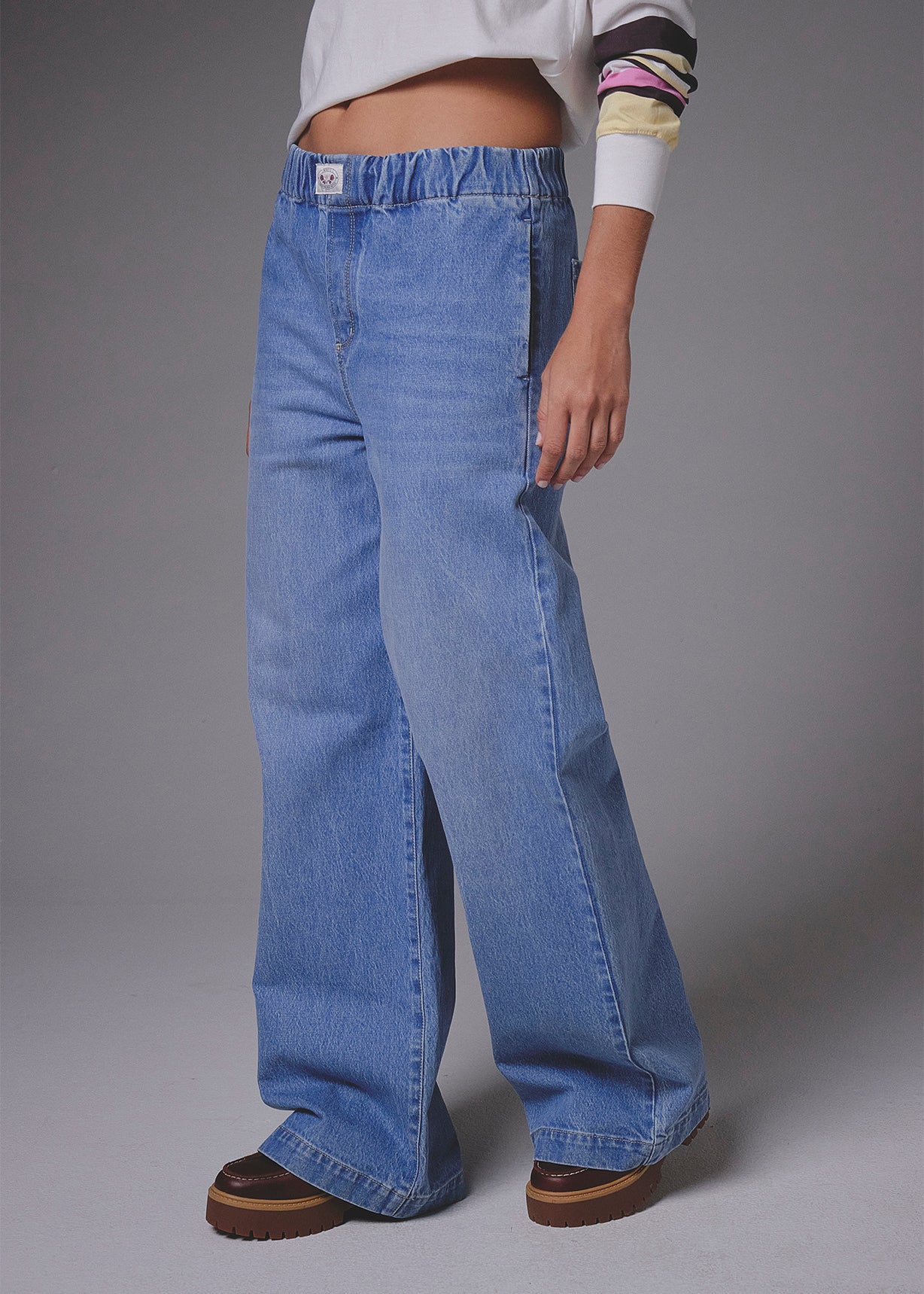 Jean Wide Leg con diseño en marquilla - Azul 14_492H331_AZU183928_5