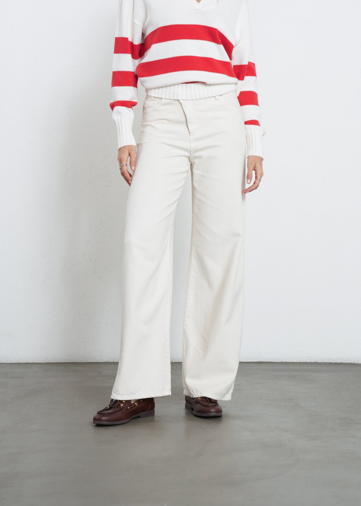 Jean wide leg tiro alto - Crudo 14_492H385_CRU110605_0