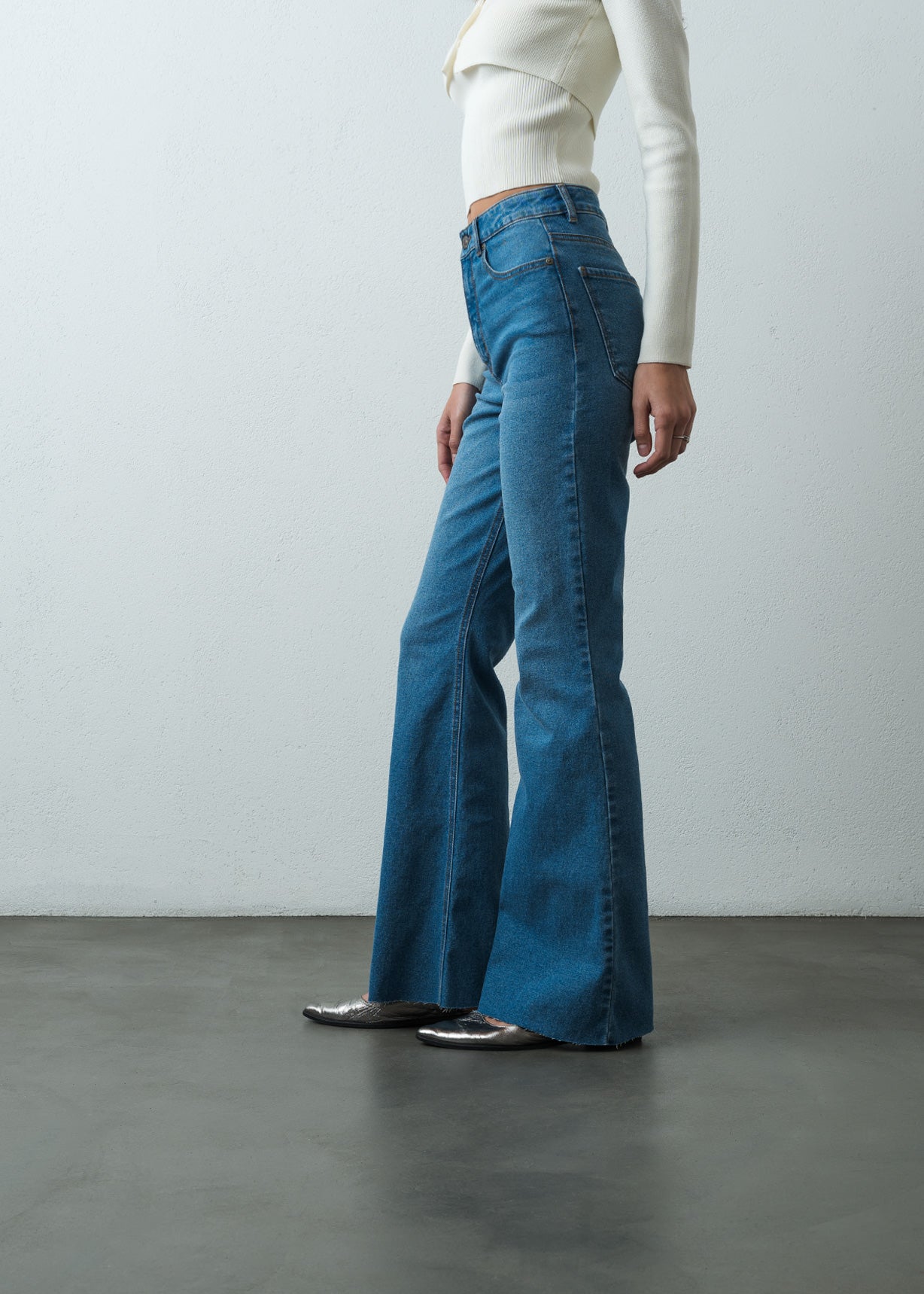 Jean Flare tiro alto - Azul 14_493G004_AZU183928_3