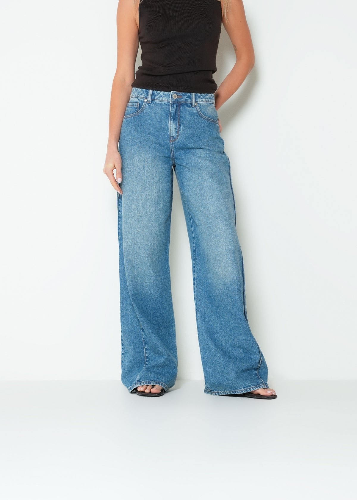 Jean wide tiro medio denim - Azul 14_493H013_AZU183928_0