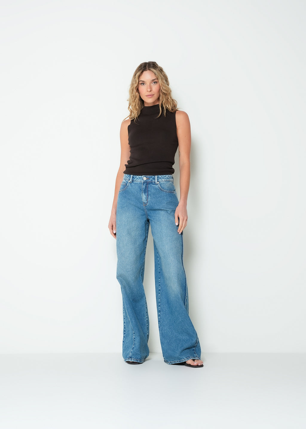 Jean wide tiro medio denim - Azul 14_493H013_AZU183928_3